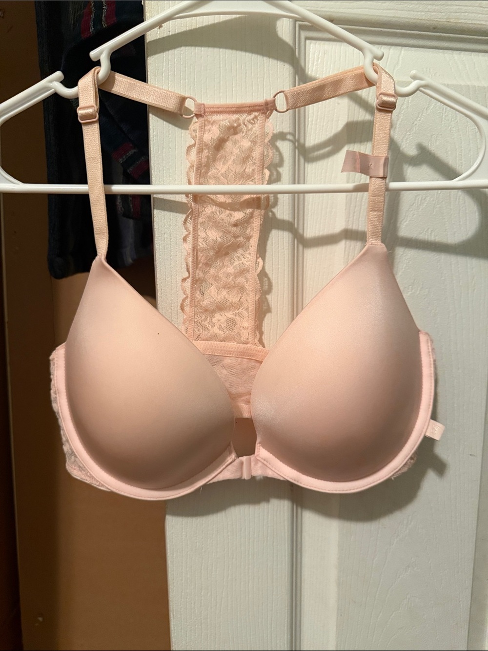 Victoria's Secret Light Pink Lace Racerback Molded T-Shirt Bra